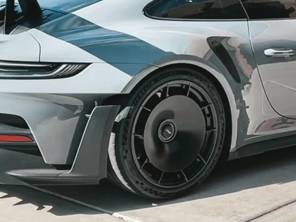 Roue arrière Aero Disc en fibre de carbone pour jante en magnésium. Porsche 992.1 GT3 RS